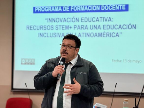 Jornada presencial del programa STEM+ reúne a docentes de toda la región en el Colegio Seminario de La Serena