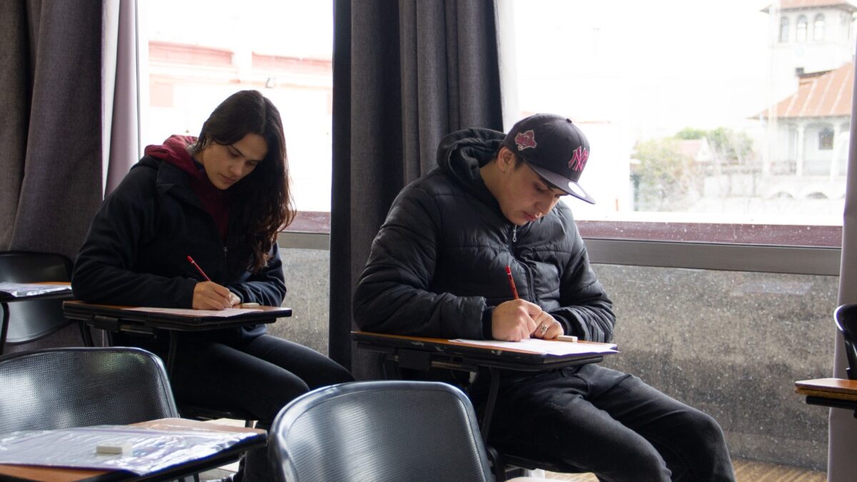 En la región de Coquimbo  Más de 1.300 personas inscritas rinden la PAES de Invierno