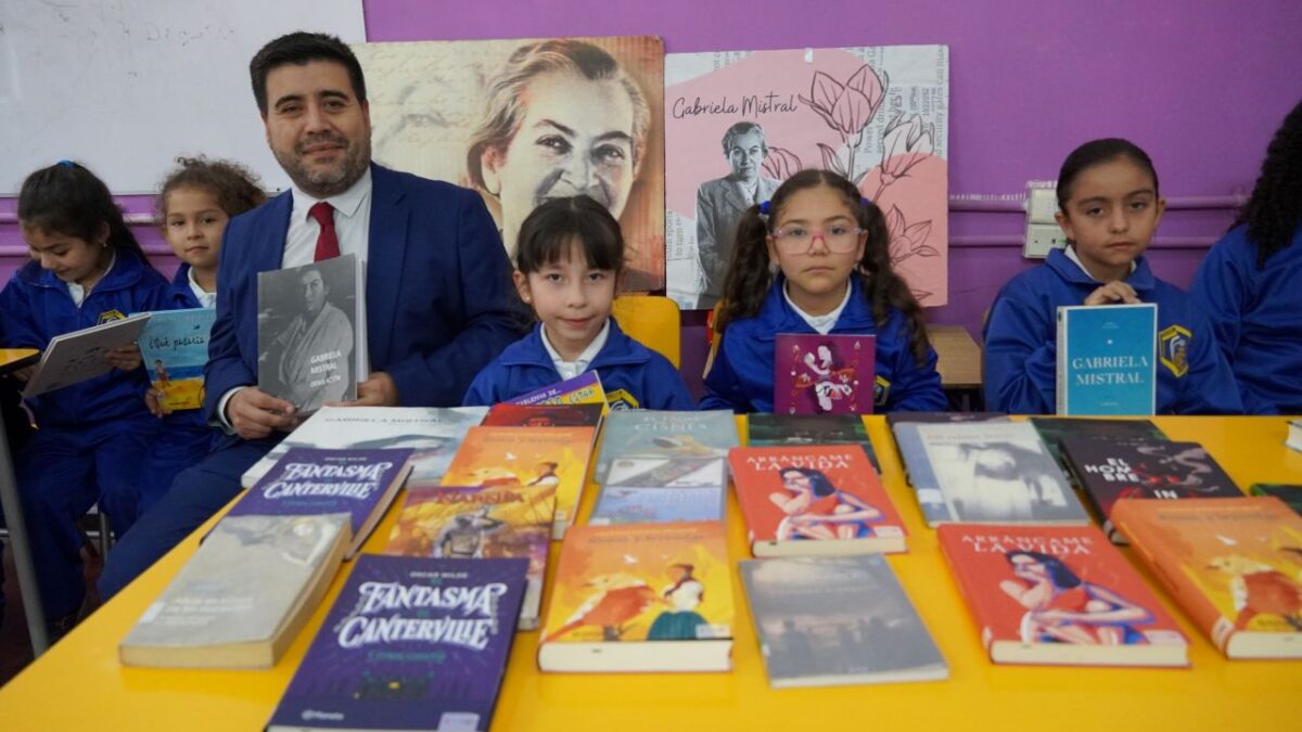 Colegio Javiera Carrera de La Serena invita a 1° Festival de Declamación Infantil y Juvenil