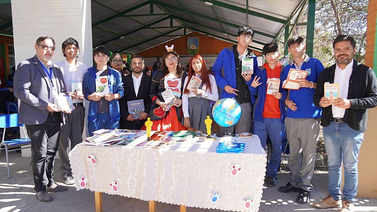 Colegio Pedro Pablo Muñoz de La Higuera conmemoró el Día del Libro